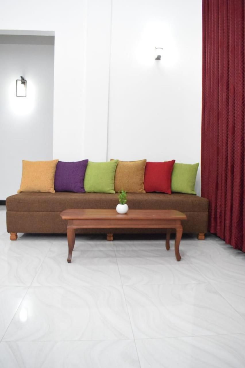 The Alexis'S Guest House Negombo Kültér fotó